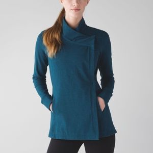 lululemon Coast Wrap II
